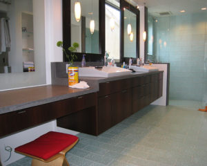 Master Bathroom by Cactus, Inc.