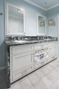 Cactus Inc Manhattan Beach Bathroom